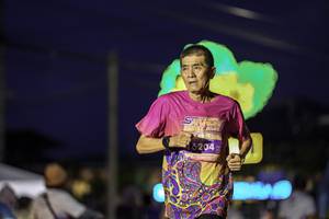 BIB: 6204
                            <button type="button" onclick="openModal(24669149)" class="btn btn-primary btn-sm float-right btn-popup" data-toggle="modal" data-target=".modal-high-quality">
                        <i class="fas fa-shopping-cart"></i> Add to Cart
                    </button>
                                            <button type="button" onclick="isThisMe(24669149, true)" class="btn btn-success btn-sm float-right btn-popup btn-isme hidden" data-toggle="tooltip" data-placement="bottom" title="นี่คือรูปของคุณใช่ไหม คลิกที่นี่เพื่อเอาเข้าอัลบั้ม">
                        <i class="fas fa-plus"></i> Add to album
                    </button>
                    <button type="button" onclick="isThisMe(24669149, false)" class="btn btn-warning btn-sm float-right btn-popup btn-isnotme hidden">
                        <i class="fas fa-ban"></i> Remove from album
                    </button>